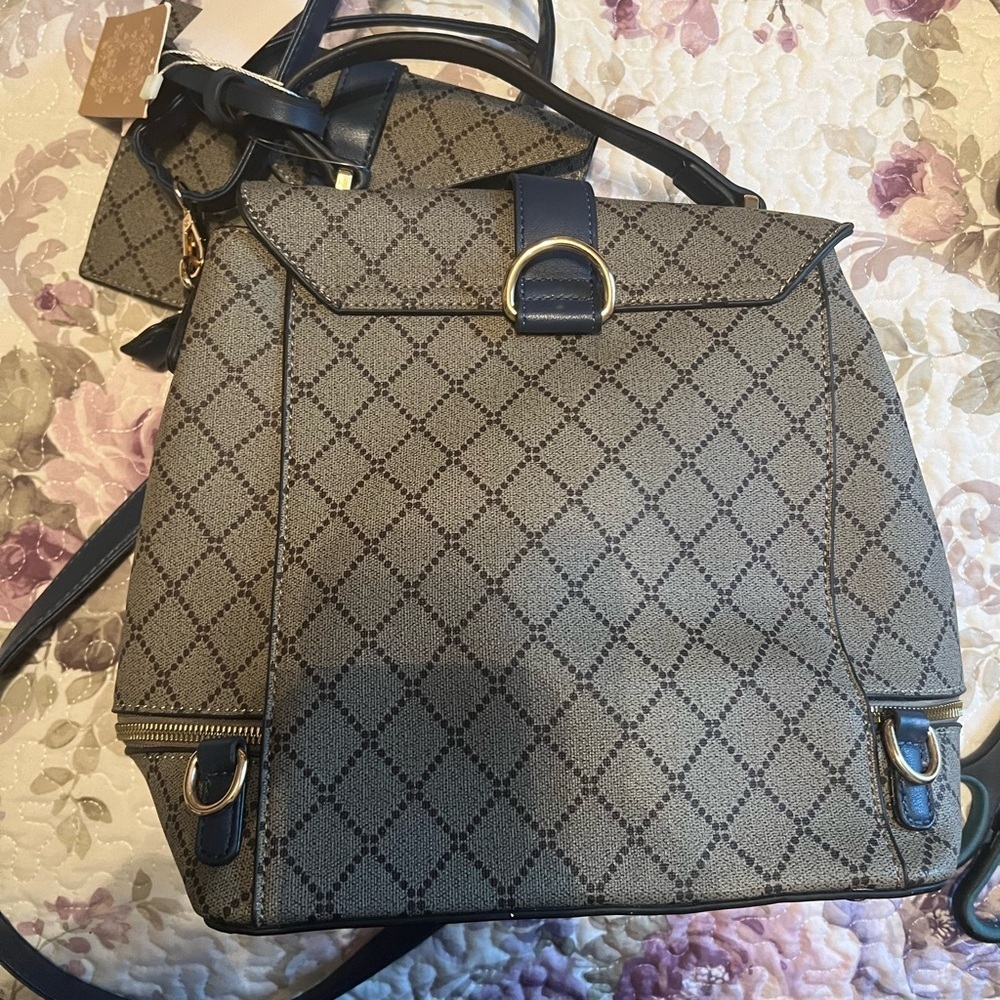 Backpack and Wallet Set - Picture 8 of 8